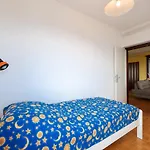 Three Bedroom Tesla Maraska Apartman