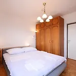 Three Bedroom Tesla Maraska * Zára
