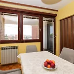 Three Bedroom Tesla Maraska *