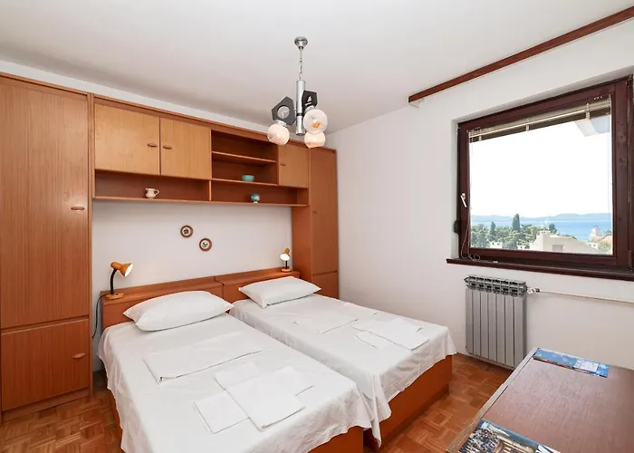 公寓 Three Bedroom Tesla Maraska 扎达尔