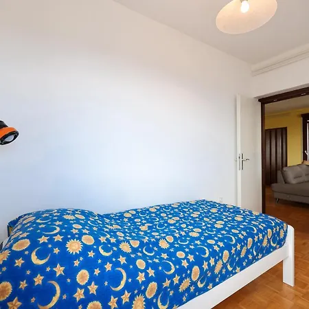 Three Bedroom Tesla Maraska Apartment