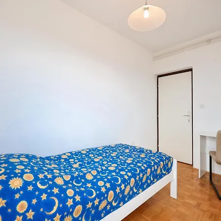 Three Bedroom Tesla Maraska * Zadar