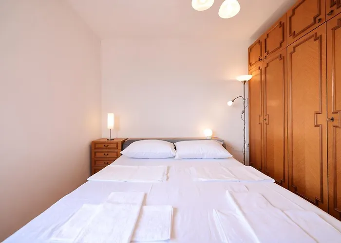 Appartement Three Bedroom Tesla Maraska Zadar